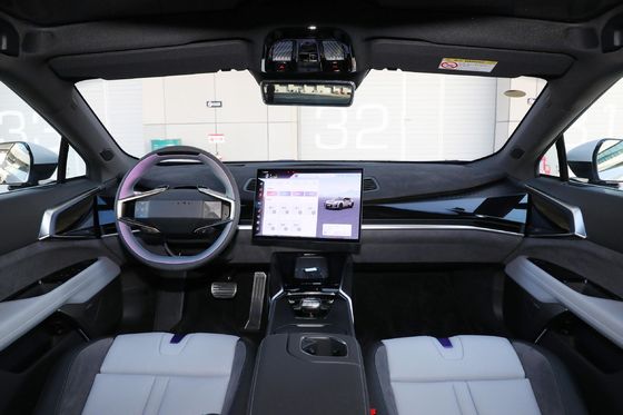 Alta Velocidade Long Range Gaohe Hiphi Z 4 portas 4 lugares 3 compartimentos Carro com alcance de 705km