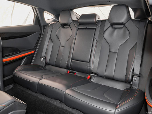 5 lugares Changan UNI-V Sedan 2023 2024 1.5T 2.0T UNI-V Carro a gasolina dentro do seu orçamento