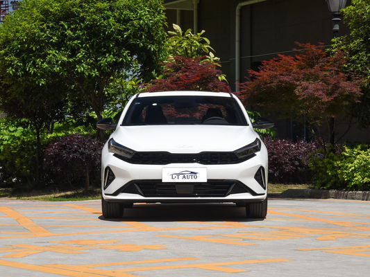 2024 Kia K3 Economy EV Car Compact Sedan Car com alcance de 410Km e velocidade máxima de 165km/h