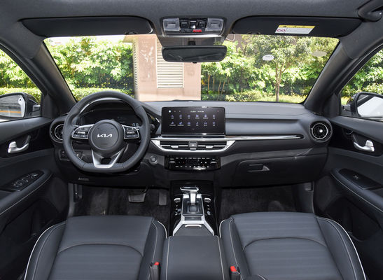 2024 Kia K3 Economy EV Car Compact Sedan Car com alcance de 410Km e velocidade máxima de 165km/h
