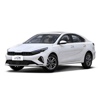 2024 Economy Carro a gasolina KIA K3 carro compacto sedã Carros a gasolina com e assentos de couro