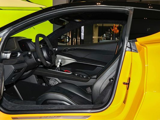 Lotus Emira S R O futuro dos carros esportivos com tecnologia elétrica e 288 Max Speed
