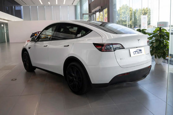 2024 Tesla Model Y 5 portas 5 lugares 4 rodas EV Carro 4750x1921x1624mm comprimento largura altura