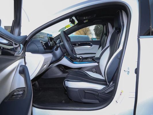 BYD QIN Plus Dm-I Made In EV Car hatchback de 5 lugares com energia 55/120km veículo híbrido