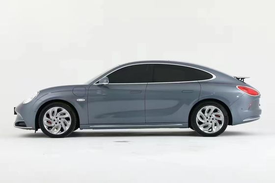 ORA Lightning Cat EV Belos Carros Pequenos Sedan de 4 portas de 5 lugares comprimento 4871 largura 1862