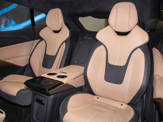 Experimente o futuro da condução com o 2024 Red Lotus Eletre A 4WD Sports SUV