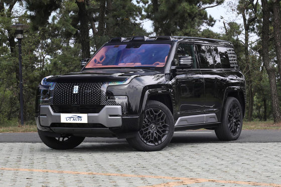SUV híbrido elétrico BYD Yangwang U8 Off-Road Quatro rodas Quatro motor de tração independente