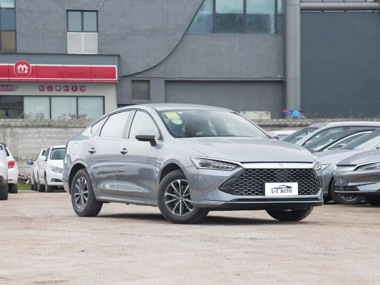 2023 BYD Tang Song Yuan 4 portas 5 lugares hatchback com bateria de lítio ferro fosfato