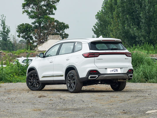 Melhore a sua viagem com os bancos de couro do Chery Tiggo 8 SUV e com cilindrada ≤1,5L