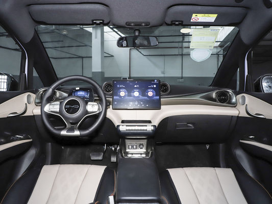 Conduzir verde é fácil com o BYD Dolphin EV, com autonomia elétrica pura de 405 km e carregamento rápido