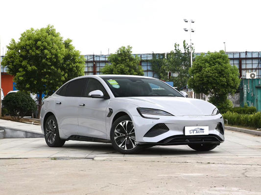BYD SEAL A combinação perfeita de estilo e desempenho em uma versão 4WD de 650 km