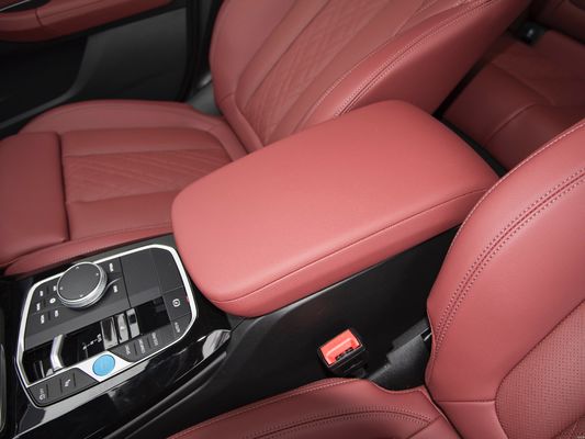 BMW iX3 Veículo de patrulha elétrico 4 ou 5 lugares Potência total 210kw Velocidade máxima 180kw/h
