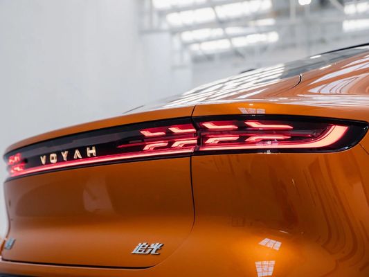 2024 Voyah Zhuiguang Limousine elétrico padrão 5 lugares veículo elétrico 5 cores 3000 mm distância entre eixos
