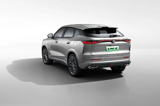Changan Uni Z Carro Usado SUV de luxo com estrutura de carroceria de 5 lugares e tecnologia híbrida