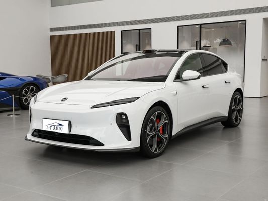 NIO ET5 Pure Electric 560/710km Duração da bateria 6-8 horas Tempo de carregamento Automóvel esportivo de tamanho médio