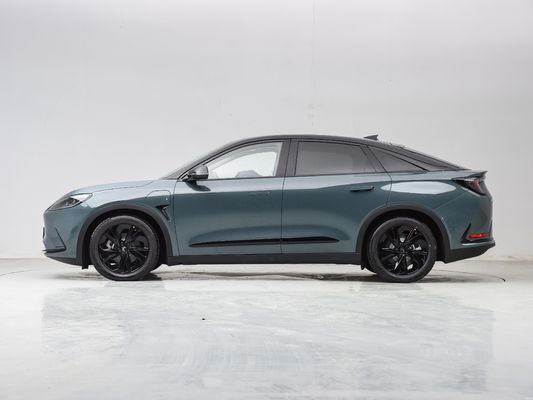 Polar Fox Alpha T ARCFOX S SUV de 5 portas e 5 lugares com 160 kW de potência máxima e 700 km de autonomia