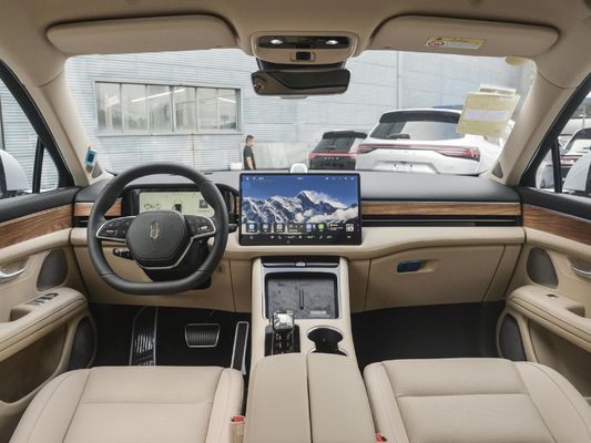 SUV de 5 portas e 5 lugares HUAWEI Auto M5 High End SUV de carro elétrico com velocidade máxima de 190 km/h