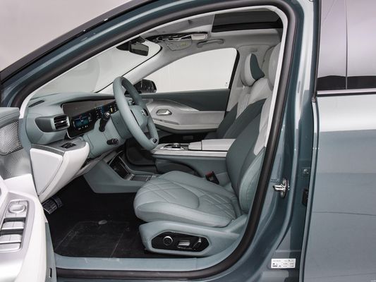 Polar Fox Alpha T ARCFOX S SUV de 5 portas e 5 lugares com 160 kW de potência máxima e 700 km de autonomia