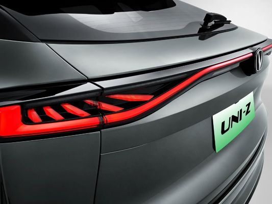 Changan UNI Z Carro Elétrico 2024 Carro Usado Auto Changan UNIZ Veículo Híbrido Combustível Híbrido