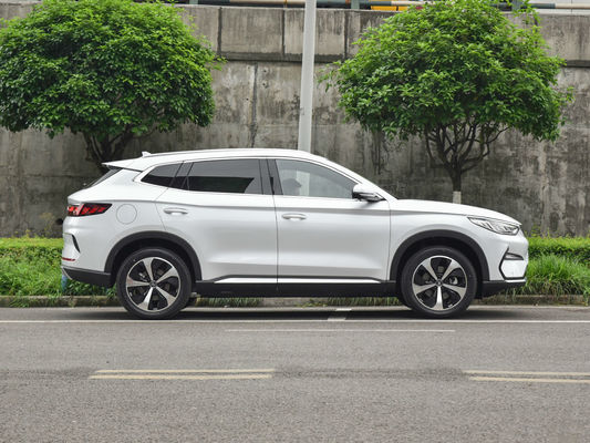 Motor dianteiro Tração dianteira BYD Song Plus EV Carro elétrico com design compacto de SUV