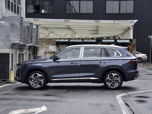 Volante multifunção e tanque de combustível de 50 a 80 litros Geely Xingyue L SUV compacto