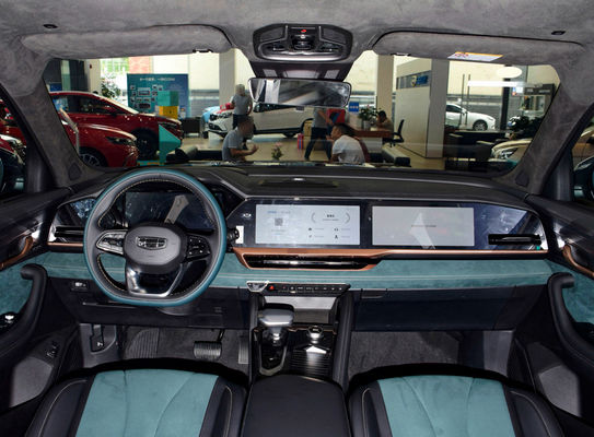 Volante multifunção e tanque de combustível de 50 a 80 litros Geely Xingyue L SUV compacto