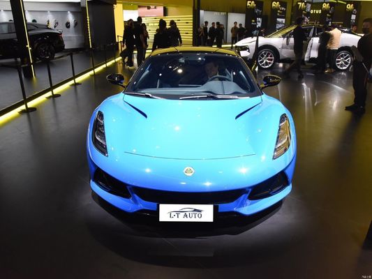 Lotus Emira Sports Car liberando todo o potencial da eletricidade de lítio ternário