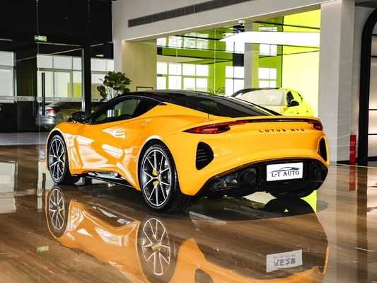 Lotus Emira Sports Car liberando todo o potencial da eletricidade de lítio ternário