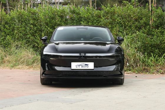 Automóvel de tamanho médio elétrico puro Direção à esquerda Condutor Zeekr 007 AWD High Speed EV Sedan