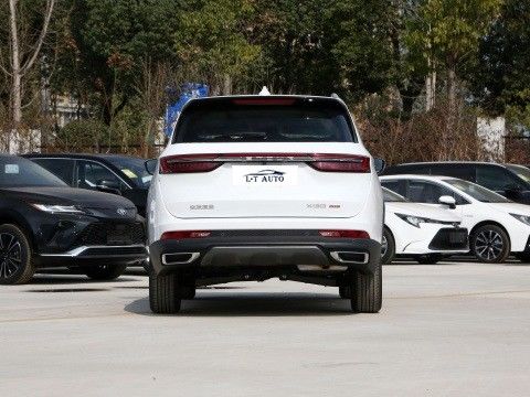Jetour X90 Plus SUV de tamanho médio 2.0T 5 7 assento com sistema de travagem de disco dianteiro traseiro
