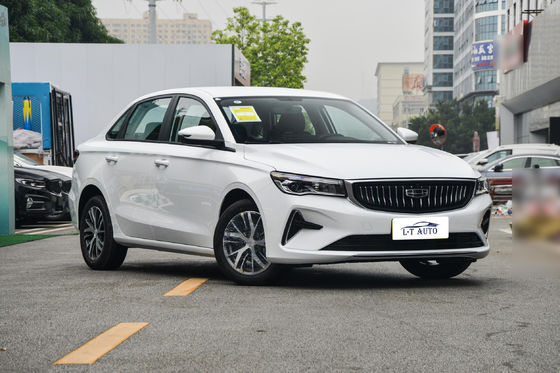 S Modelo 2024 Geely's 5-seater Sedan 1.5l 1.8l Sedan a gasolina com motor turbo