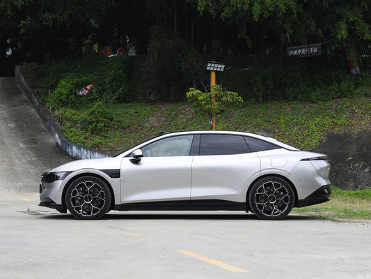 870KM Pure Electric Cruising Range Geely ZEEKR 007 versão AWD Automóvel de alta velocidade