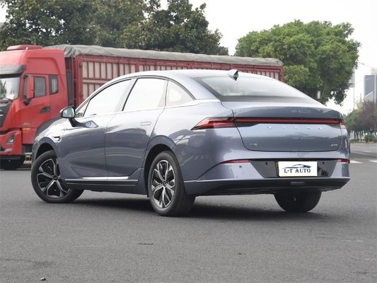 Carro Elétrico Xpeng P5 EV Aumente sua experiência de condução com 155kW de potência e estilo