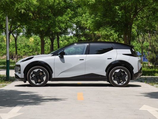Veículo elétrico Zeekr X 560KM Em boas condições Assentos 5 pessoas SUV de 5 portas para família
