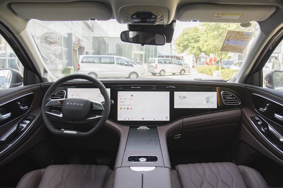 2023 2024 Exeed VX SUV de alta configuração com três telas e caixa de engrenagens automática