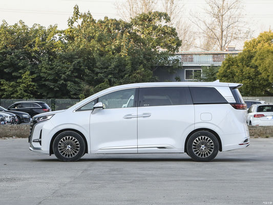 DENZA D9 MPV de luxo O revolucionário veículo energético 4WD com capacidade de bateria de 103,36 kWh