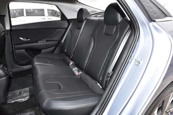 2024 Hyundai Elantra 1.5L CVT Automático FWD Carro a combustível a gasolina Feito em com 5 assentos