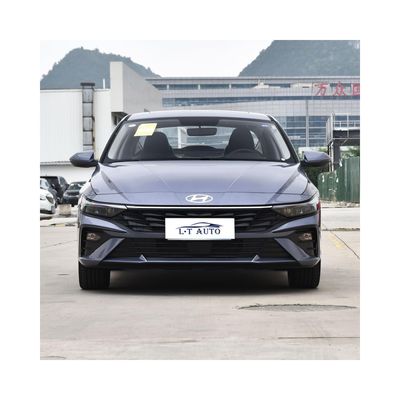 Elantra Limousine 4 portas 5 lugares com câmera traseira 360° e binário máximo Nm 100-200Nm