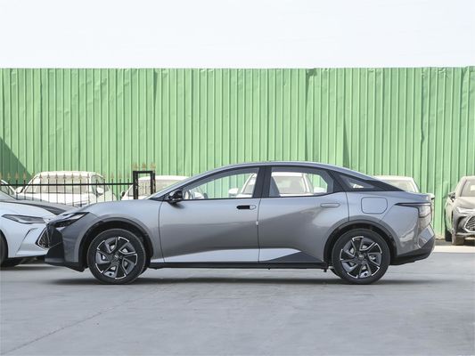 2024 Toyota BZ3 Sedan Bateria de ferro-fosfato de lítio automático e várias opções de cores