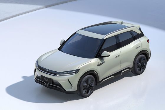 Bateria de lítio ferro fosfato de longo alcance de 401 km BYD YUAN UP 2WD Pequeno SUV EV para você