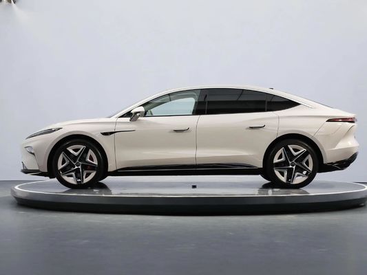 Feifan F7 Carro Elétrico com 702 km de alcance de cruzeiro elétrico puro e 200 km/h de alta velocidade
