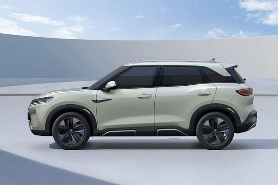 Long Range BYD Carro Elétrico Yuan UP SUV Direção Esquerda Pequeno EV Elétrico puro 401KM Range