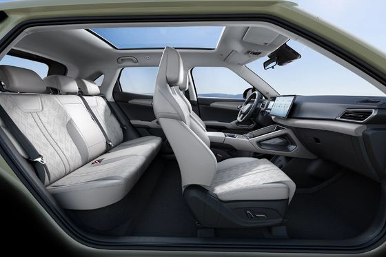 Long Range BYD Carro Elétrico Yuan UP SUV Direção Esquerda Pequeno EV Elétrico puro 401KM Range