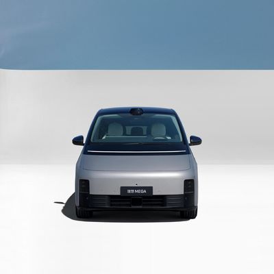 Lixiang Mega 7 lugares MPV 4WD Carro elétrico puro com 400kW Potência máxima 5350x1965x1850