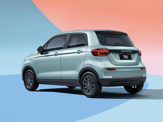 O Leapmotor T03 é um mini-carro elétrico de zero emissões com alta velocidade e capacidade de 4 lugares.