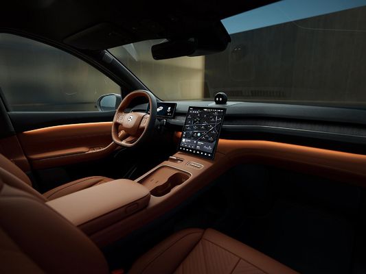 NIO EC7 Long Range EV SUV com distância entre eixos de 2960 mm e estrutura de carroceria de 5 portas e 5 lugares