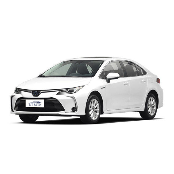 Veículo elétrico híbrido acessível e Toyota Corolla