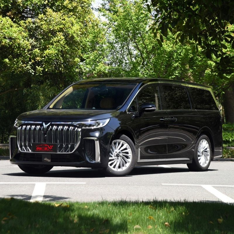 2024 Dongfeng End Market Lantu Dreamer MPV Veículo elétrico 7 lugares alcance 475km Potência