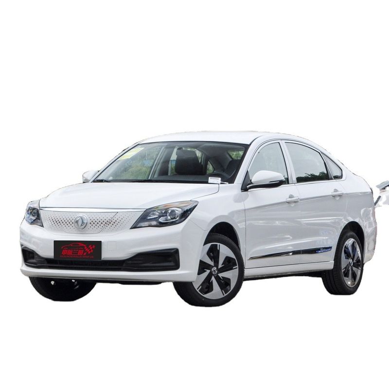 2024 Dongfeng Fengshen E70 Carro elétrico acessível com tempo de carga de 0,5 horas e 5 lugares