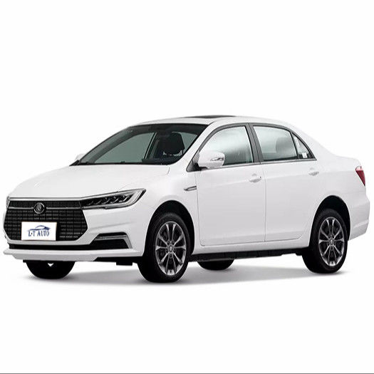 2024 BYD Qin PLUS DM-i 55KM Champion Edition Veículo elétrico a bateria em cor preta